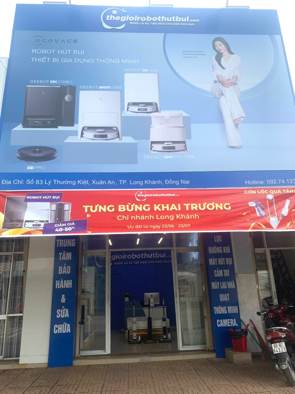 TƯNG BỪNG KHAI TRƯƠNG SHOWOOM THẾ GIỚI ROBOT HÚT BỤI ĐẦU TIÊN TẠI THÀNH PHỐ LONG KHÁNH – ĐỒNG NAI